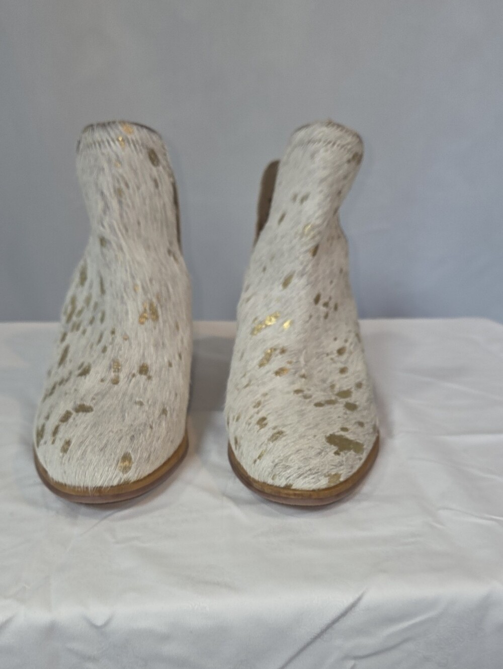 Coconuts by Matisse Pronto Cow Hair Gold Splatter Western Booties Size 8